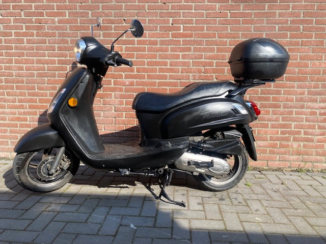 Sym Fiddle 2 Black Edition