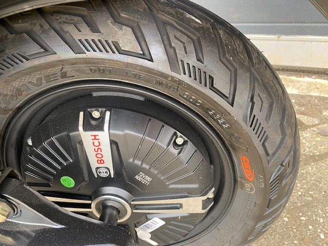 Santini Capri Met Bosch E-Motor